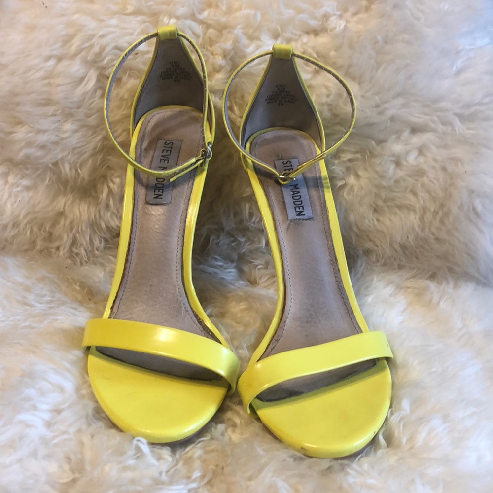 Steve Madden Electric Yellow Stecy Patent Stiletto